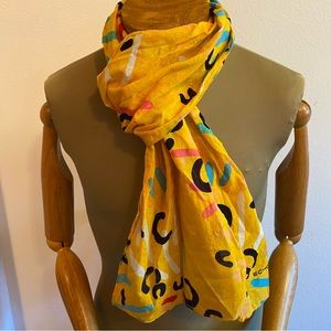 Echo scarf 100% cotton measures 10 x 74“